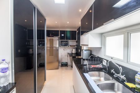 Apartamento à venda com 156m², 3 quartos e 3 vagasCozinha