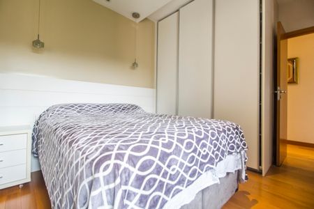Apartamento à venda com 156m², 3 quartos e 3 vagasSuíte 3