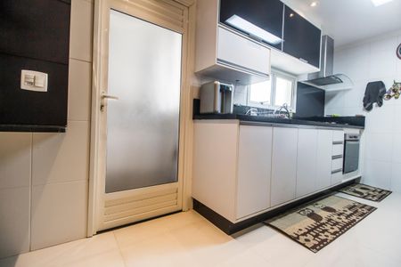 Apartamento à venda com 156m², 3 quartos e 3 vagasCozinha