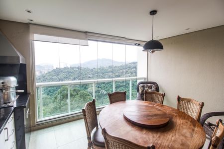 Apartamento à venda com 156m², 3 quartos e 3 vagasVaranda gourmet