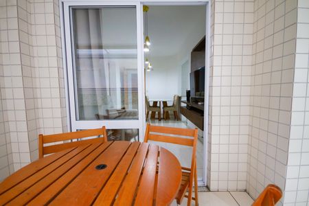 Apartamento para alugar com 56m², 1 quarto e 1 vaga Apartamento para alugar com 56m², 1 quarto e 1 vagaVaranda