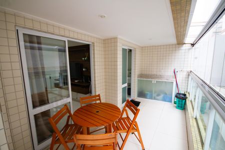 Apartamento para alugar com 56m², 1 quarto e 1 vaga Apartamento para alugar com 56m², 1 quarto e 1 vagaVaranda