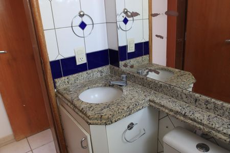 Apartamento para alugar com 70m², 2 quartos e 1 vagaBanheiro da Suíte