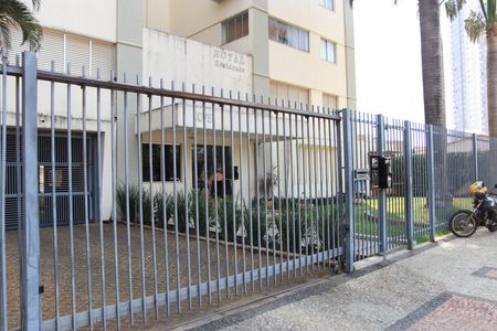 Apartamento para alugar com 70m², 2 quartos e 1 vagaFachada