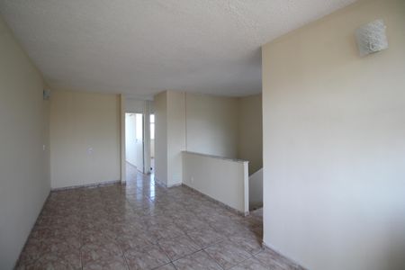 Sala de apartamento para alugar com 2 quartos, 56m² em Taquara, Rio de Janeiro