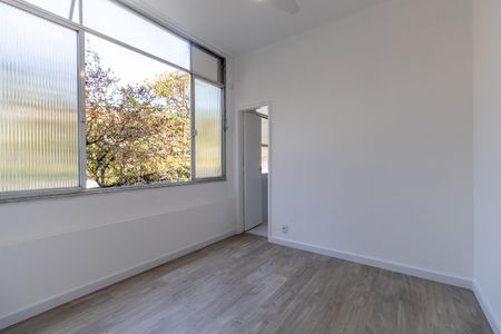 Apartamento para alugar com 47m², 1 quarto e sem vaga Apartamento para alugar com 47m², 1 quarto e sem vagaSuíte