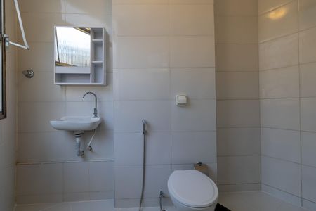 Apartamento para alugar com 47m², 1 quarto e sem vaga Apartamento para alugar com 47m², 1 quarto e sem vagaBanheiro da Suite