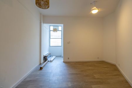Apartamento para alugar com 47m², 1 quarto e sem vaga Apartamento para alugar com 47m², 1 quarto e sem vagaSala