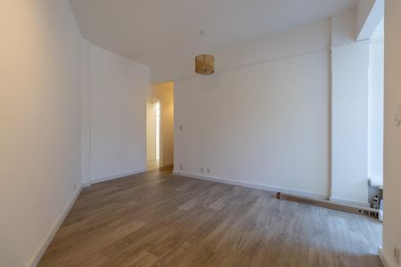 Apartamento para alugar com 47m², 1 quarto e sem vaga Apartamento para alugar com 47m², 1 quarto e sem vagaSala