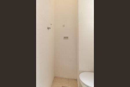 Apartamento para alugar com 47m², 1 quarto e sem vaga Apartamento para alugar com 47m², 1 quarto e sem vagaBanheiro de Serviço