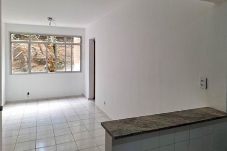 Sala de apartamento para alugar com 2 quartos, 85m² em Santa Rosa, Niterói
