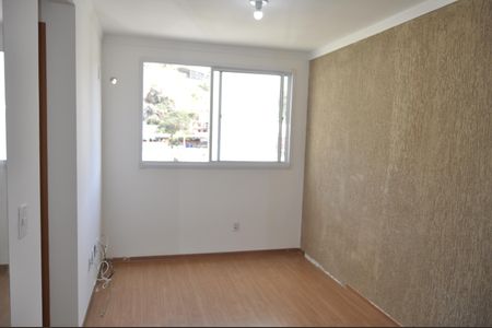 Sala de apartamento para alugar com 2 quartos, 43m² em Encantado, Rio de Janeiro