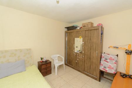 Casa à venda com 213m², 3 quartos e 4 vagas Casa à venda com 213m², 3 quartos e 4 vagasQuarto 4