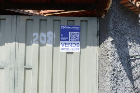 Casa à venda com 213m², 3 quartos e 4 vagas Casa à venda com 213m², 3 quartos e 4 vagasPlaquinha 16/09/25 YOJA 206