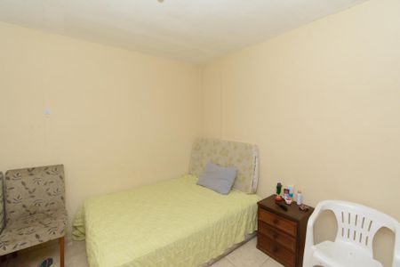 Casa à venda com 213m², 3 quartos e 4 vagas Casa à venda com 213m², 3 quartos e 4 vagasQuarto 4