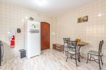 Casa à venda com 198m², 3 quartos e 2 vagasCozinha