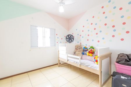 Casa à venda com 198m², 3 quartos e 2 vagasQuarto 2