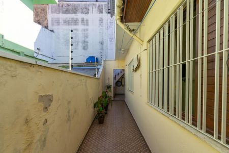 Casa à venda com 125m², 2 quartos e 1 vagaCorredor Externo