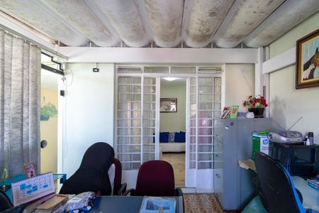 Casa à venda com 125m², 2 quartos e 1 vagaEscritório