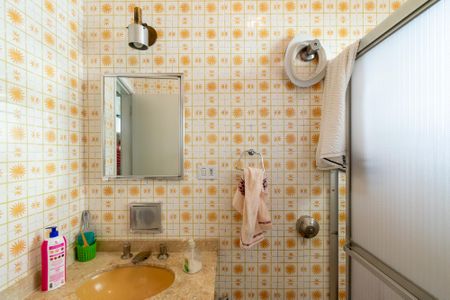 Casa à venda com 125m², 2 quartos e 1 vagaBanheiro Social