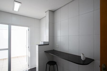 Apartamento para alugar com 125m², 2 quartos e 2 vagasCozinha