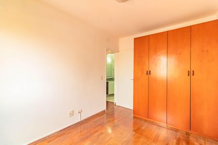 Quarto 2 de apartamento para alugar com 2 quartos, 63m² em Vila Sao Paulo, São Paulo