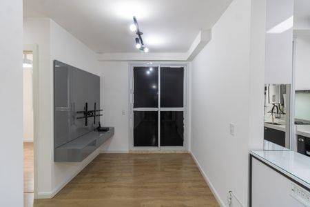 Sala de apartamento para alugar com 2 quartos, 60m² em Vila Mazzei, São Paulo
