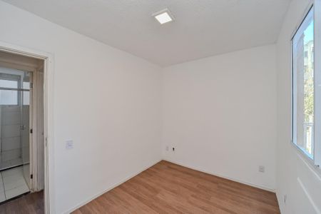 Quarto 1 de apartamento à venda com 2 quartos, 40m² em Mário Quintana, Porto Alegre