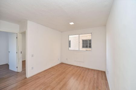 Sala de apartamento à venda com 2 quartos, 40m² em Mário Quintana, Porto Alegre