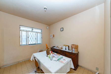 Casa à venda com 240m², 3 quartos e 2 vagas Casa à venda com 240m², 3 quartos e 2 vagasSala 2