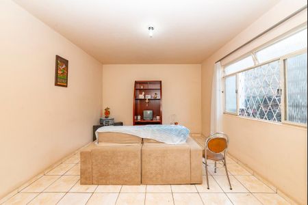 Casa à venda com 240m², 3 quartos e 2 vagas Casa à venda com 240m², 3 quartos e 2 vagasSala 1