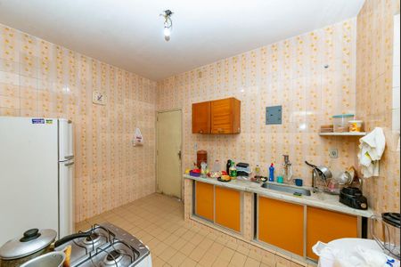 Casa à venda com 240m², 3 quartos e 2 vagas Casa à venda com 240m², 3 quartos e 2 vagasCozinha