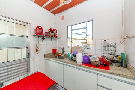 Casa à venda com 240m², 3 quartos e 2 vagas Casa à venda com 240m², 3 quartos e 2 vagasCasa 2