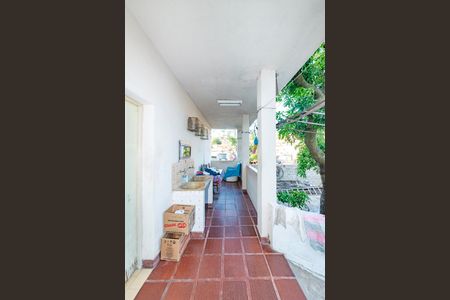 Casa à venda com 240m², 3 quartos e 2 vagas Casa à venda com 240m², 3 quartos e 2 vagasÁrea de Serviço