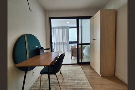 Apartamento à venda com 222m², 3 quartos e 2 vagas Apartamento à venda com 222m², 3 quartos e 2 vagasQuarto