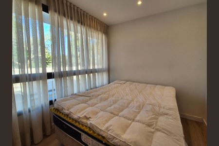 Apartamento à venda com 222m², 3 quartos e 2 vagas Apartamento à venda com 222m², 3 quartos e 2 vagasSuíte 2