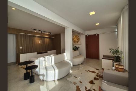 Apartamento à venda com 222m², 3 quartos e 2 vagas Apartamento à venda com 222m², 3 quartos e 2 vagasSala