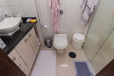 Apartamento à venda com 97m², 3 quartos e 2 vagas Apartamento à venda com 97m², 3 quartos e 2 vagasBanheiro da Suíte