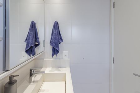 Apartamento à venda com 65m², 2 quartos e 2 vagasBanheiro da Suíte