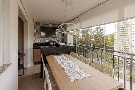 Apartamento à venda com 65m², 2 quartos e 2 vagasVaranda gourmet