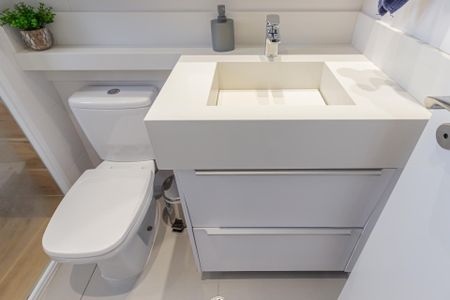 Apartamento à venda com 65m², 2 quartos e 2 vagasBanheiro da Suíte