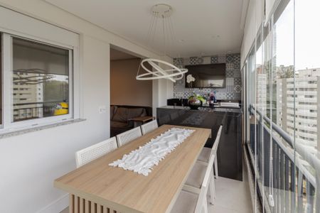 Apartamento à venda com 65m², 2 quartos e 2 vagasVaranda gourmet