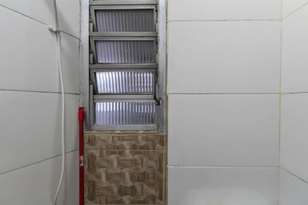 Banheiro de kitnet/studio para alugar com 1 quarto, 35m² em Vila Graciosa, São Paulo