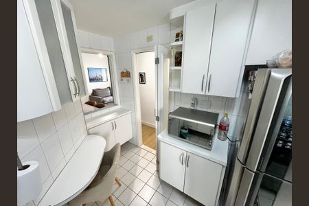 Apartamento à venda com 57m², 2 quartos e 1 vagaCozinha