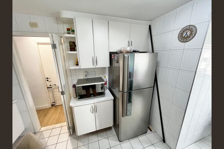 Apartamento à venda com 57m², 2 quartos e 1 vagaCozinha