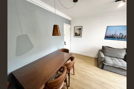 Apartamento à venda com 57m², 2 quartos e 1 vagaSala