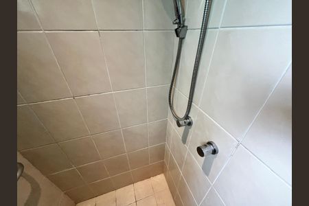 Apartamento à venda com 57m², 2 quartos e 1 vagaBanheiro Social