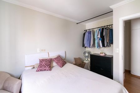 Apartamento à venda com 67m², 2 quartos e 2 vagasQuarto 1