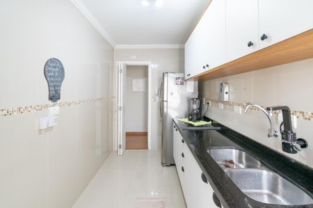 Apartamento à venda com 67m², 2 quartos e 2 vagasCozinha