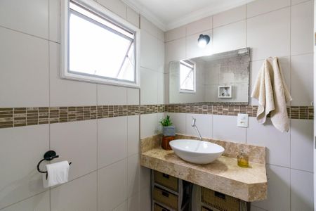 Apartamento à venda com 67m², 2 quartos e 2 vagasBanheiro